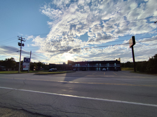 Complexe Hotelier Escoumins主图