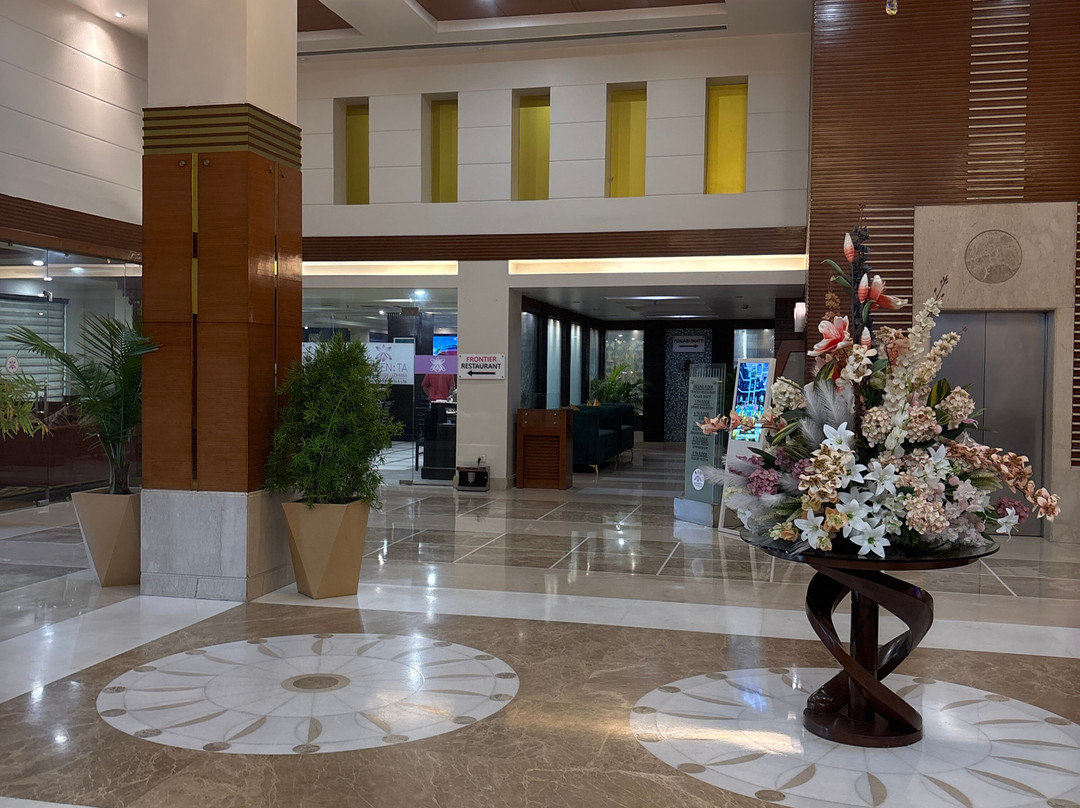 克拉西克财富酒店主图