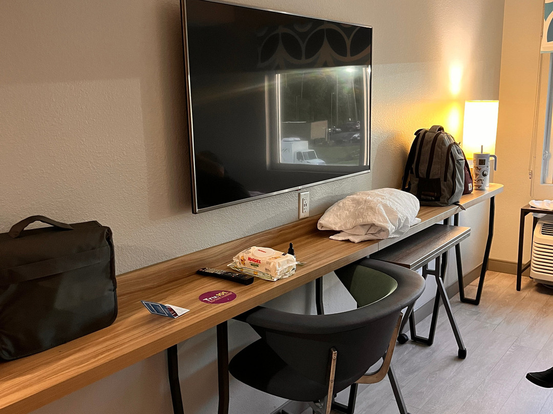 Tru by Hilton Florence I-95主图