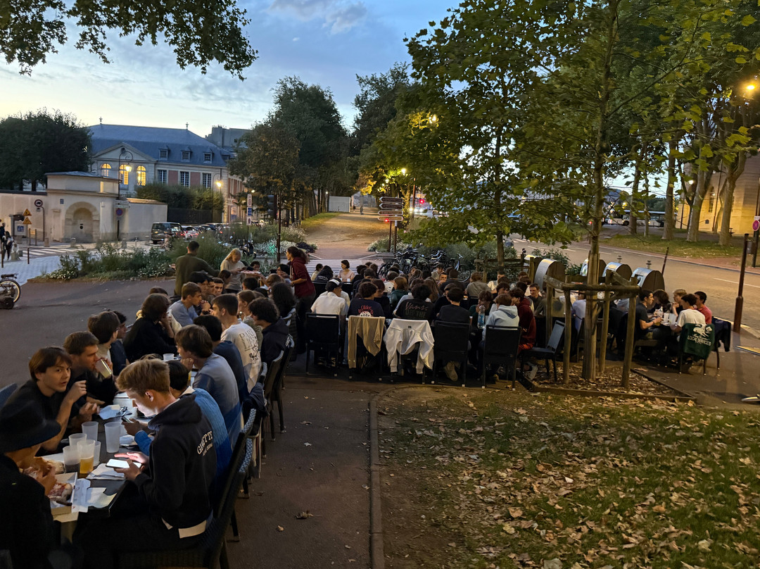 Le Saint Claire