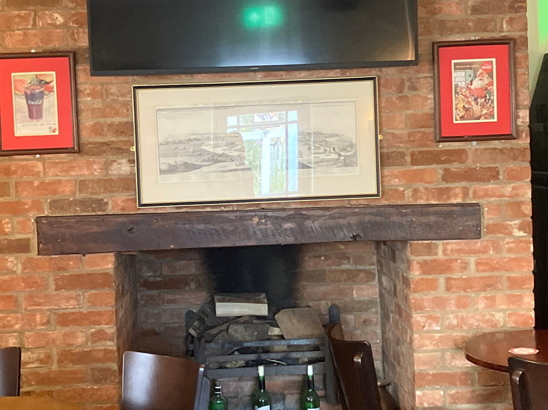 The Dog Inn-Horsford必去景点