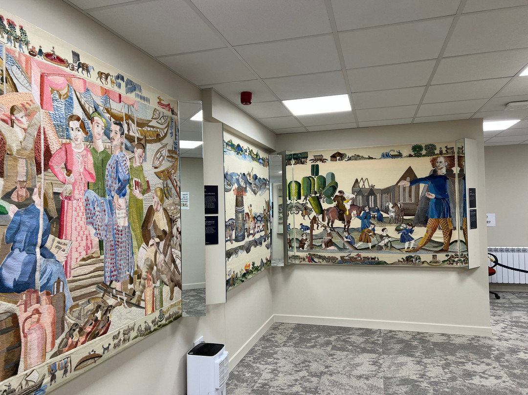 Ros Tapestry Exhibition Center-新罗斯必去景点