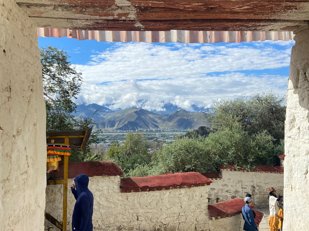 Xizang Ctrip Travel Service-TCTS-拉萨市必去景点