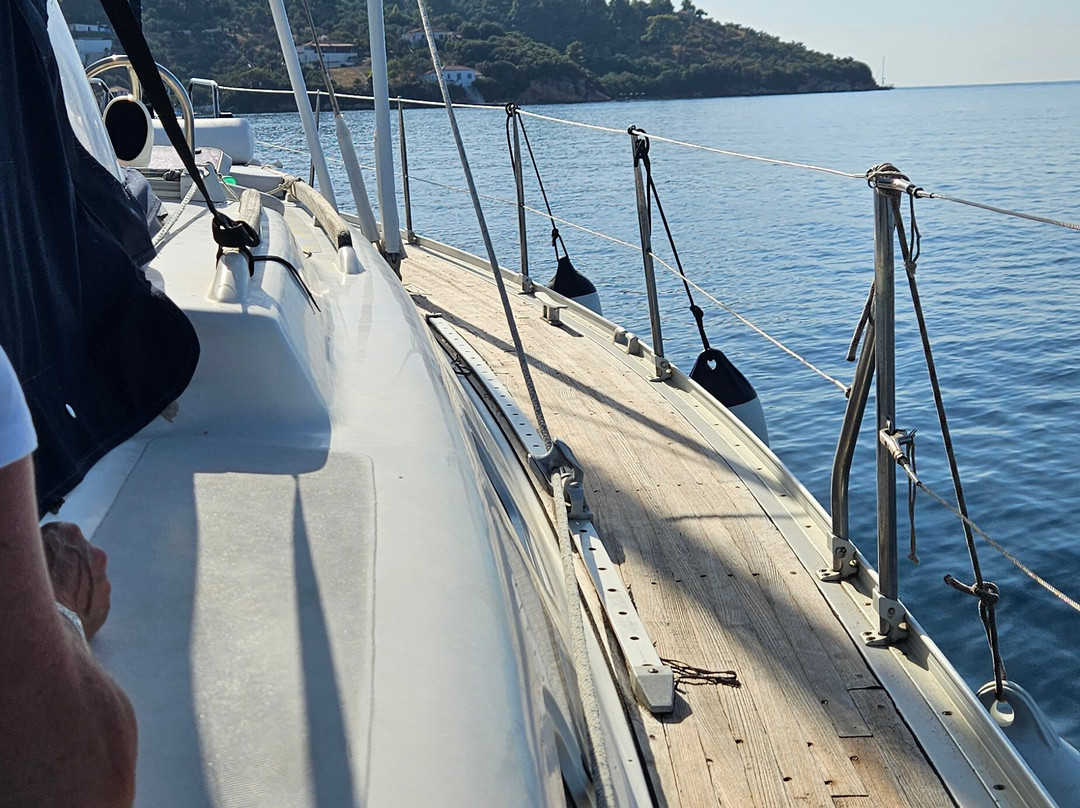 Carpe Diem Sailing-Skiathos Town必去景点