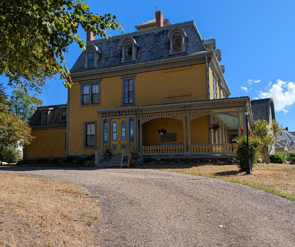 Red Sand Tour-夏洛特镇必去景点