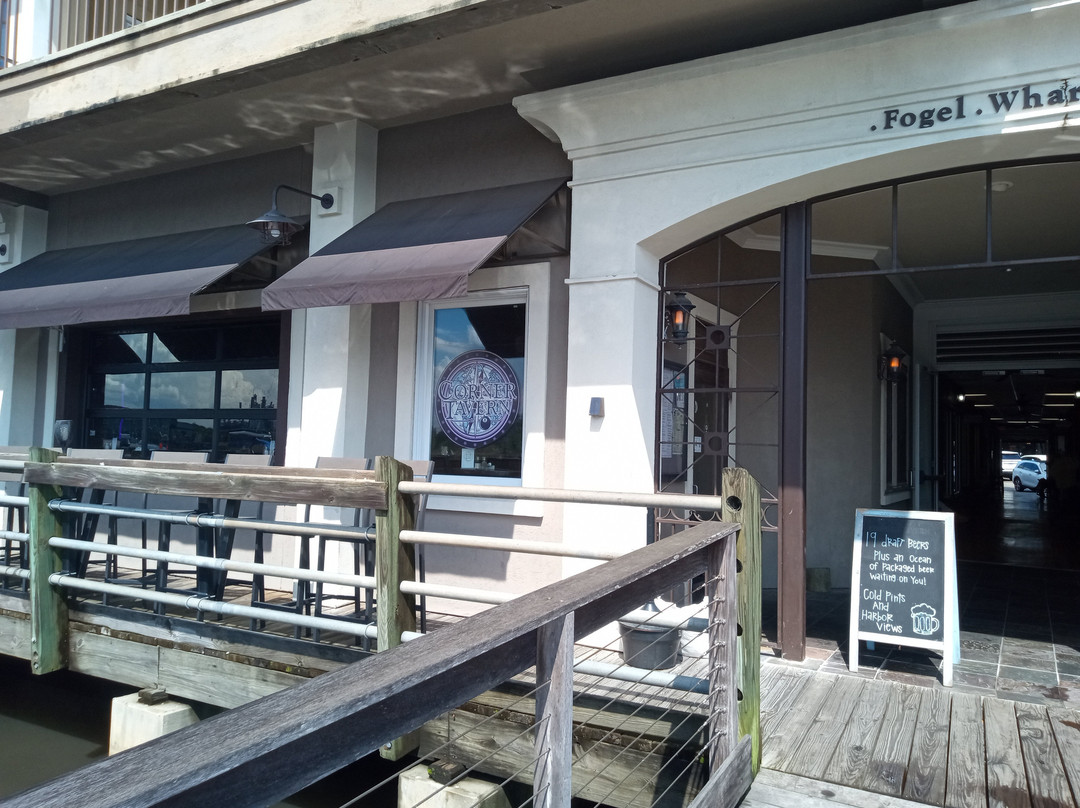 Georgetown Corner Tavern