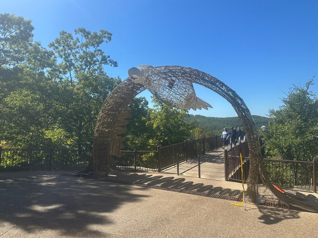 Lost Canyon Nature Trail and Cave-Ridgedale必去景点