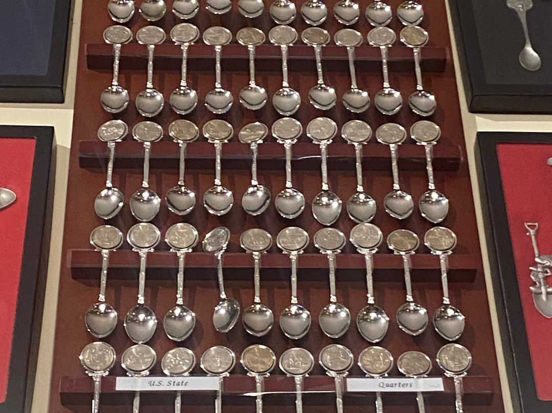 Mississippi Spoon Gallery-达文波特必去景点