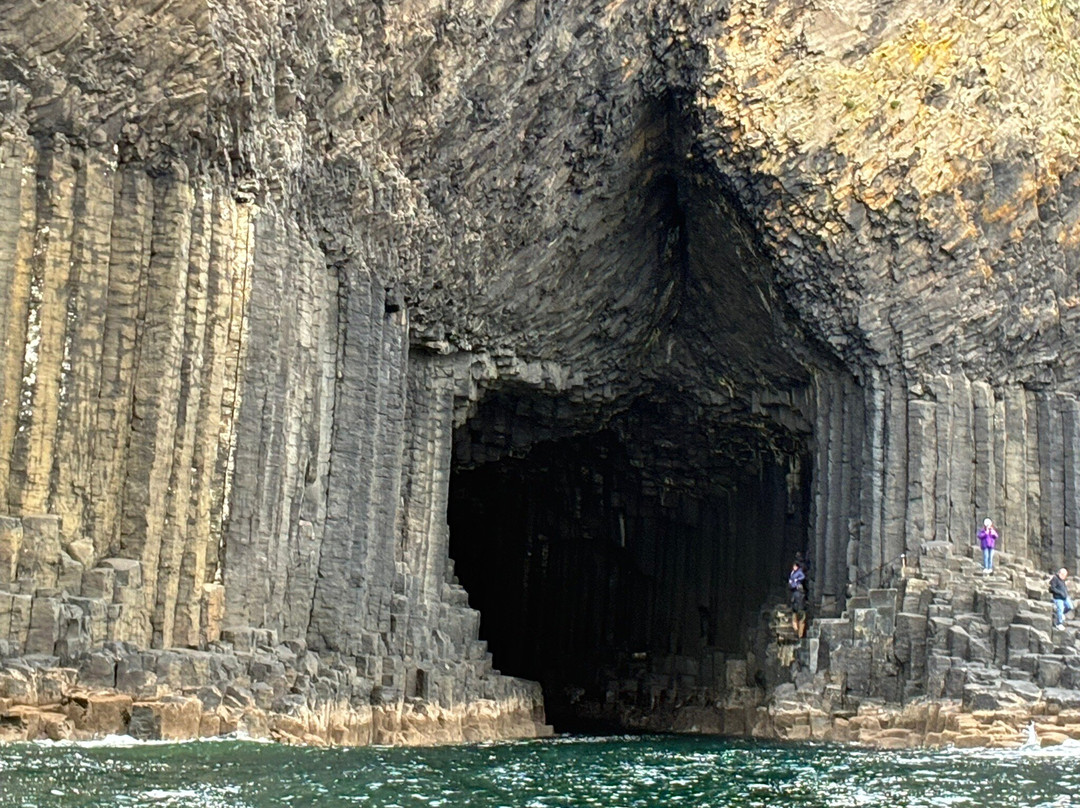 Fingal’s Cave-Isle of Iona必去景点