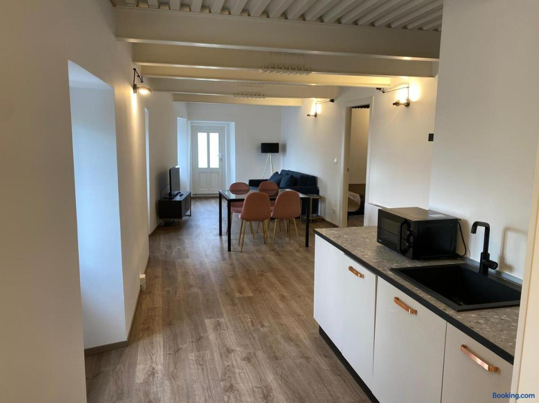 Al Fronte Mare Suites Apartments