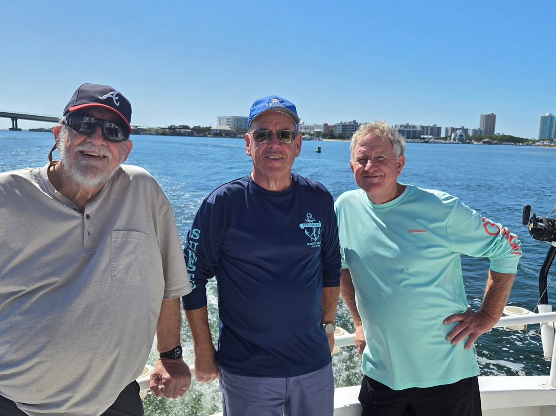 Charter Boat Distraction-橙色海湾必去景点