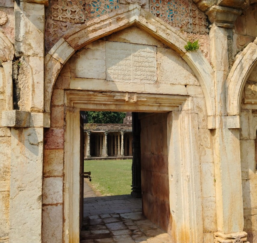 Ship Palace (Jahaz Mahal)-Mandu必去景点