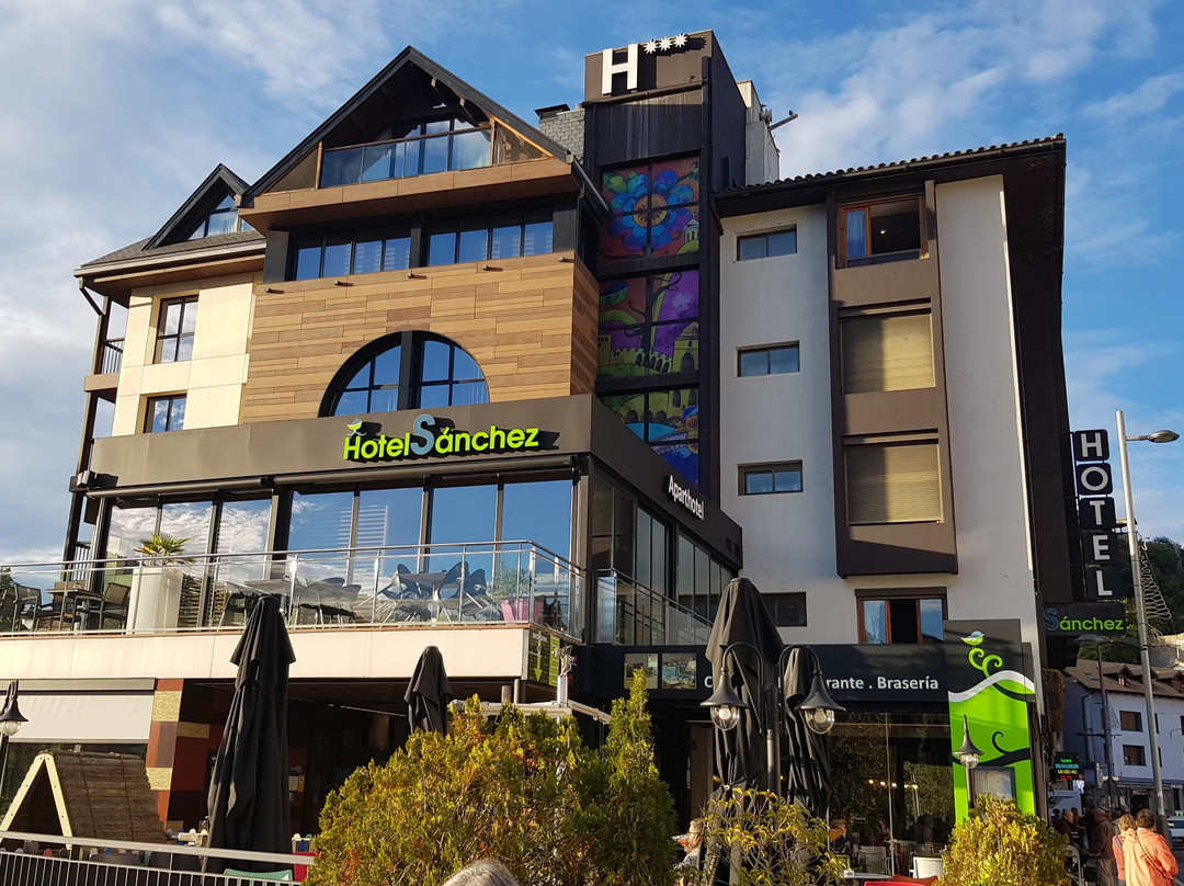 桑切兹酒店主图