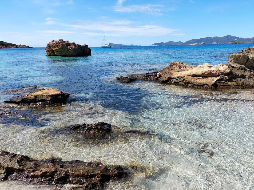 Spiaggia di Piscinni-Domus de Maria必去景点