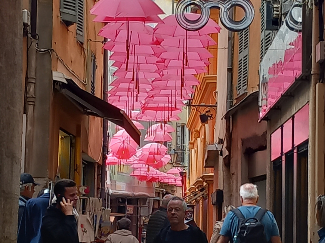 Latitude Explorers-Fontenay-les-Briis必去景点