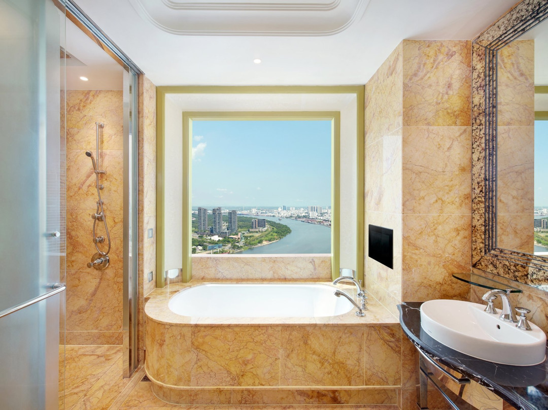 西贡万韵酒店主图