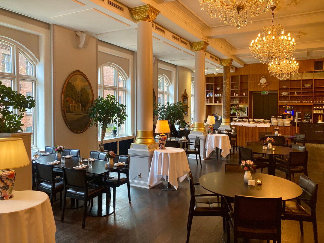 第一豪华酒店主图