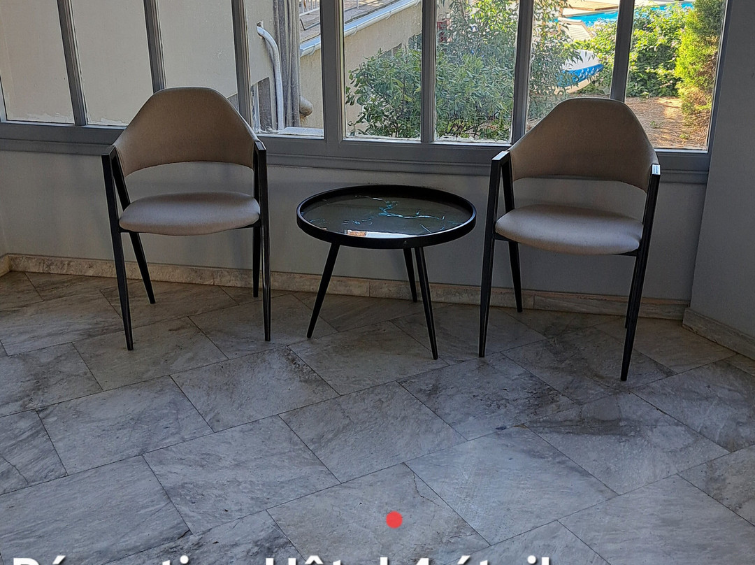 Petit Village Hotel主图