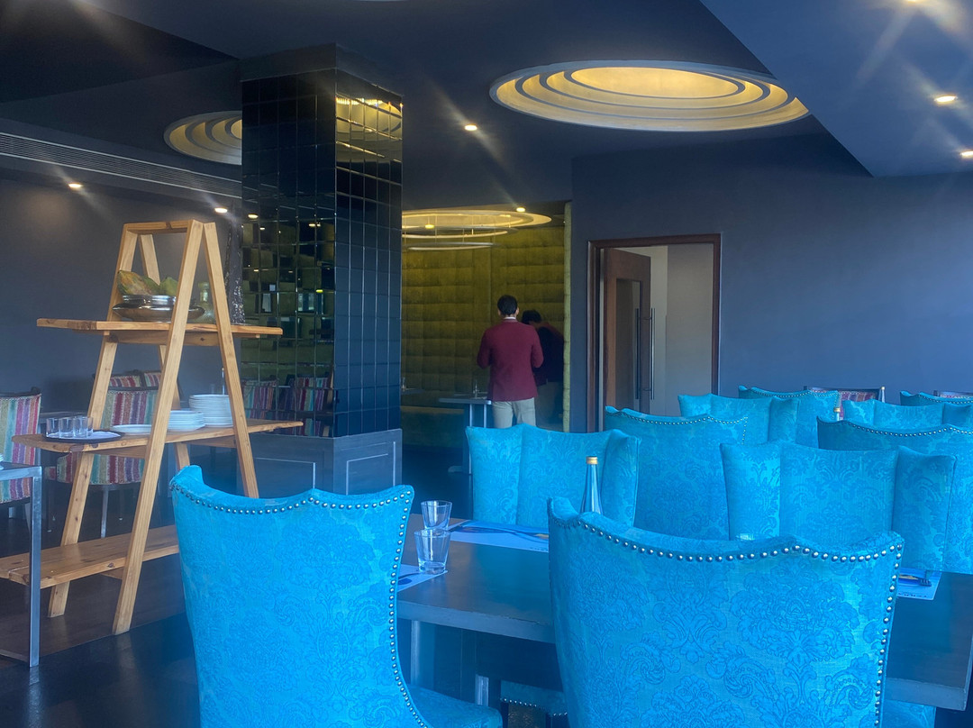 RS Sarovar Portico主图