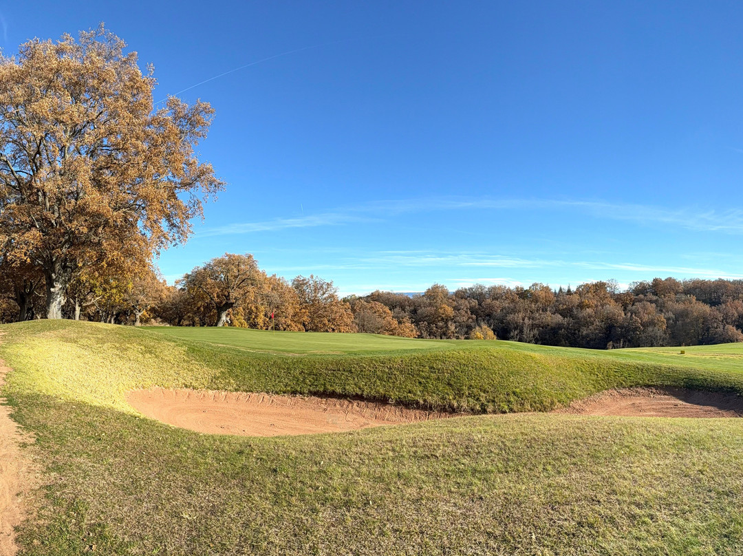 Rioja Alta Golf Club-Ciruena必去景点