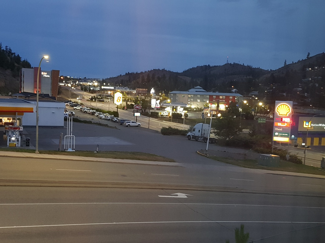 坎卢普斯万豪费尔菲尔德客栈及套房酒店主图