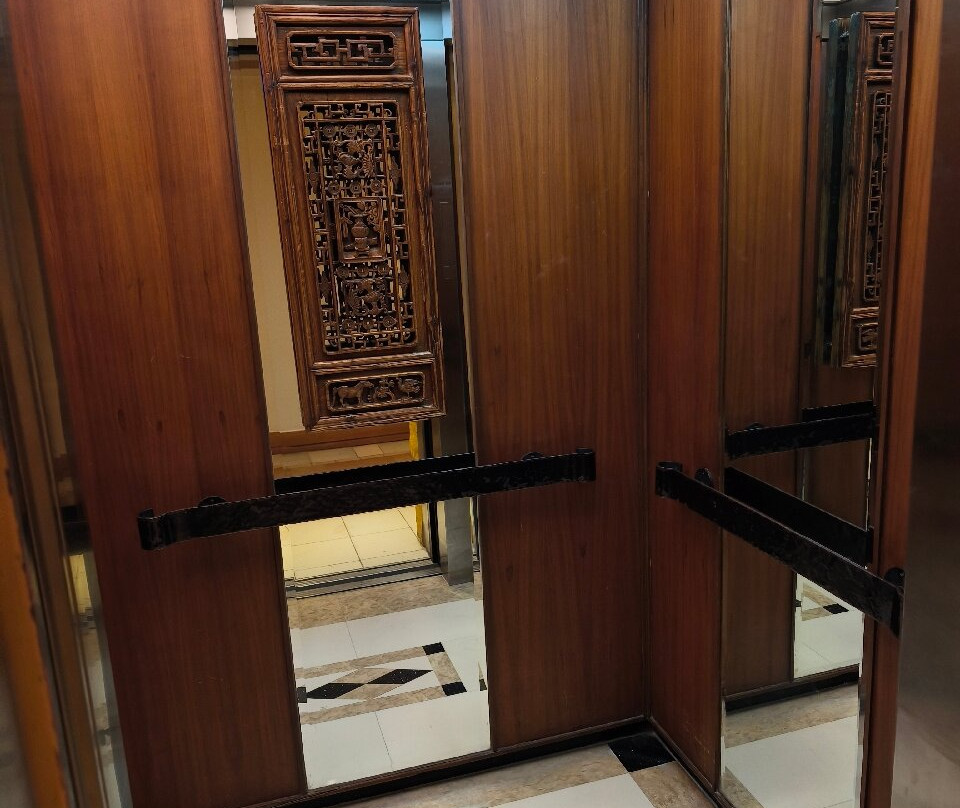 河边服务式酒店公寓主图