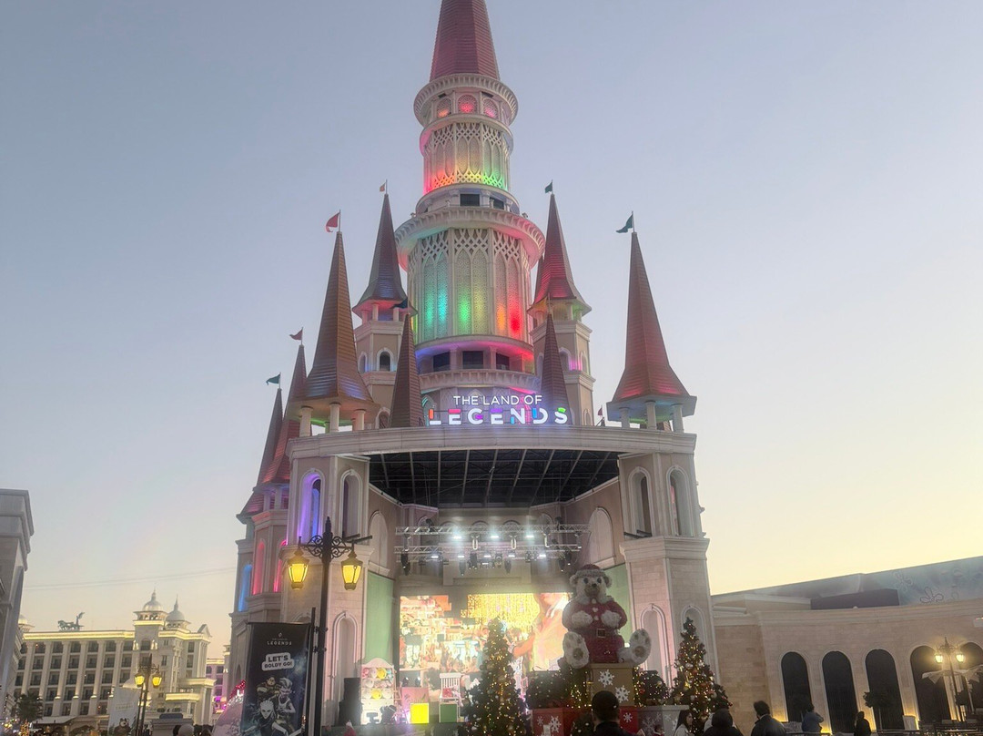 The Land of Legends Shopping Avenue-安塔利亚必去景点