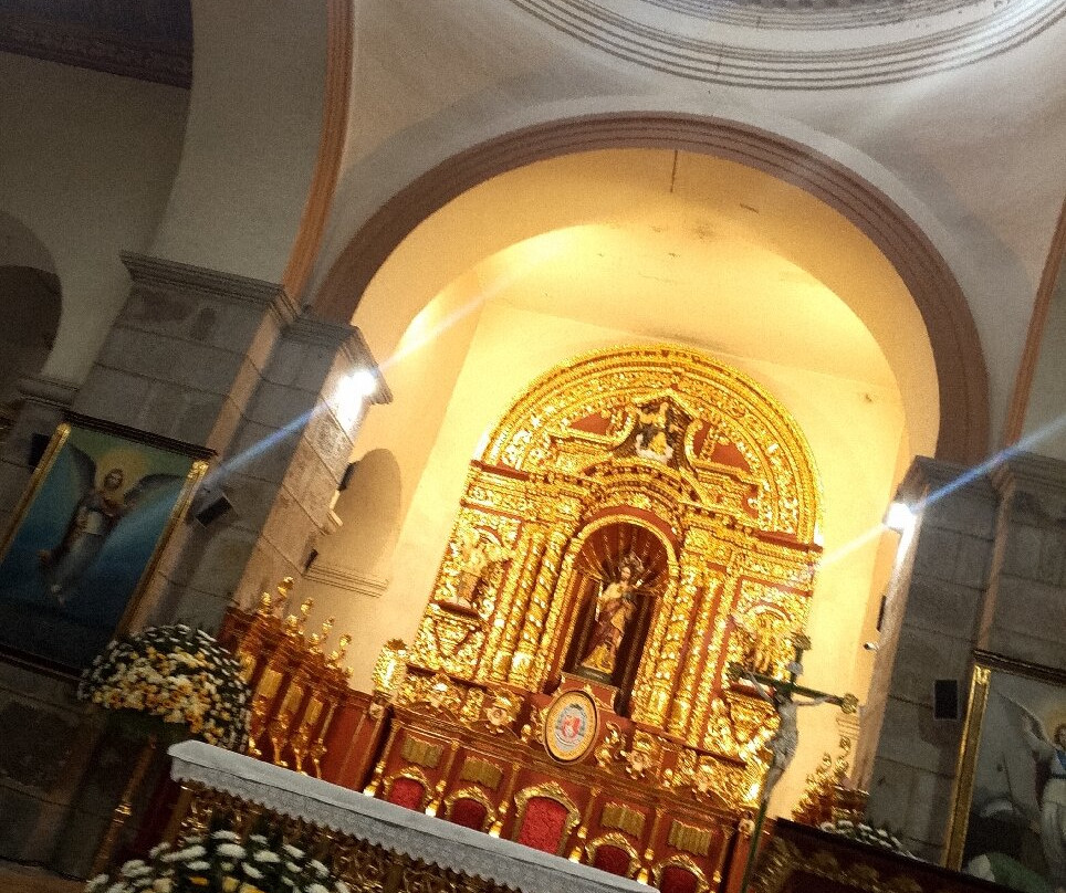 Plaza De La Merced Y Plaza Moncayo-伊瓦拉必去景点