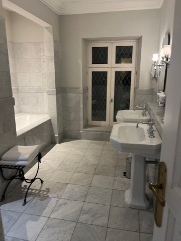 卡尔卡松城市酒店 - 美憬阁系列-浴室