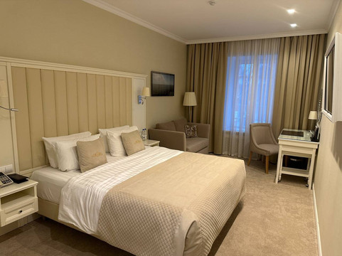 Grand Hotel Zvezda主图