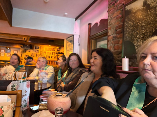 黑德福特阿姆斯酒店主图