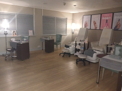 沃里克郡旅游景点-The Belfry Spa