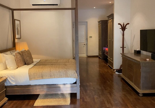 蔚十五汉塔纳庄园主图