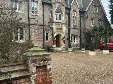 牧师酒店及水疗中心主图