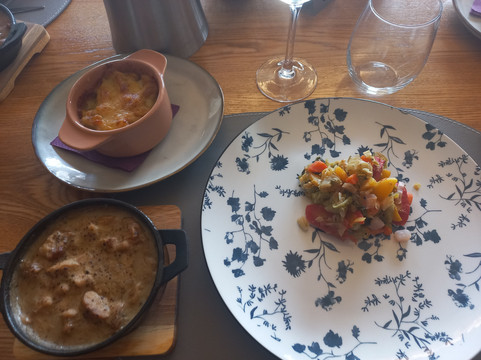 杜罗伊酒店主图