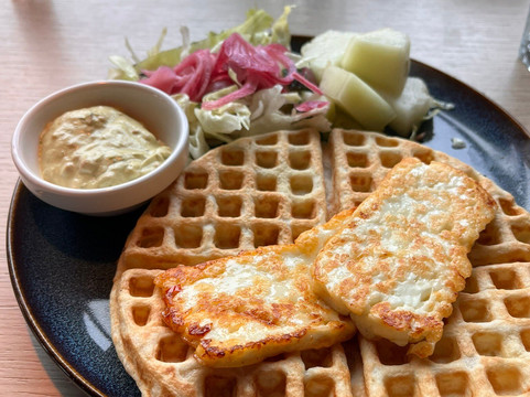 Melins Cafe & Bistro主图