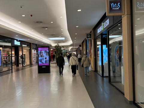 Shopping 1-亨克必去景点