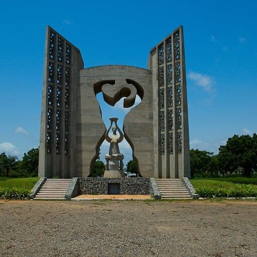 Monument de l'Independance-洛美必去景点