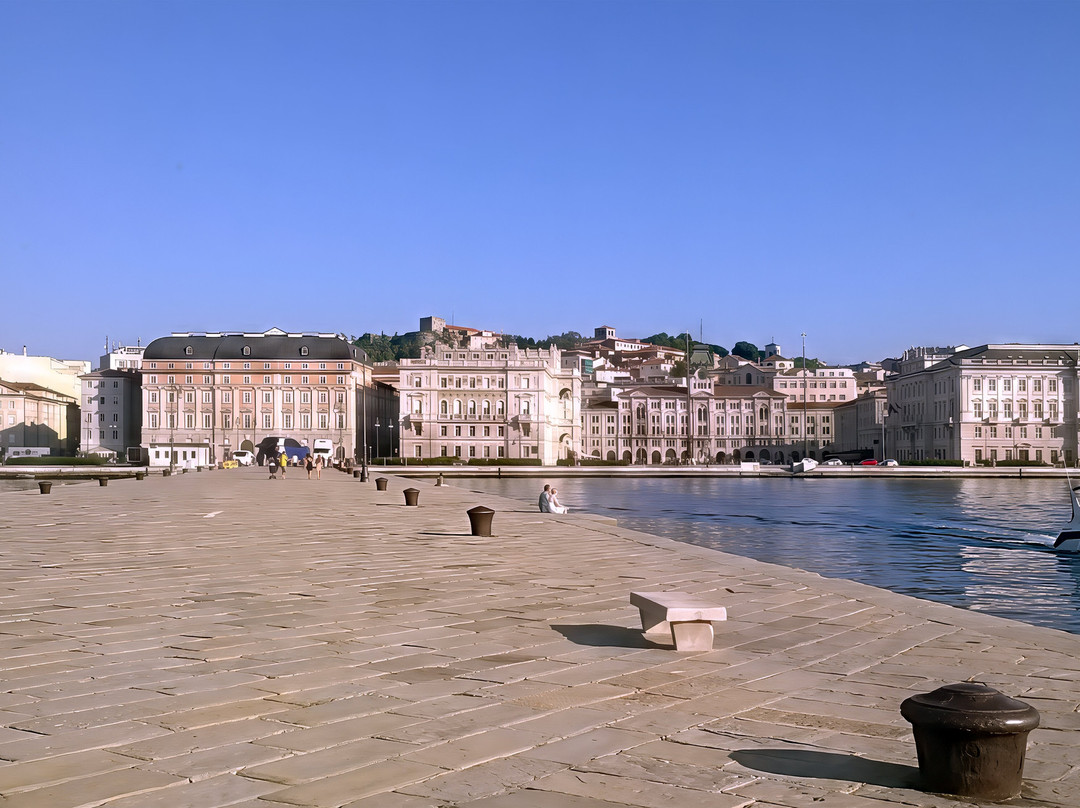 Molo Audace - Già "Molo S. Carlo"-的里雅斯特必去景点