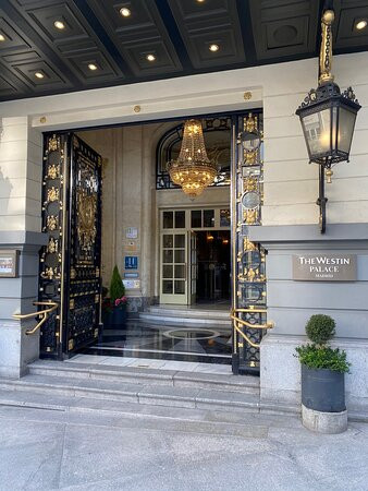 马德里皇宫豪华精选酒店主图