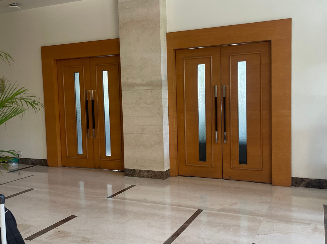 斯塔普拉万寿菊酒店主图