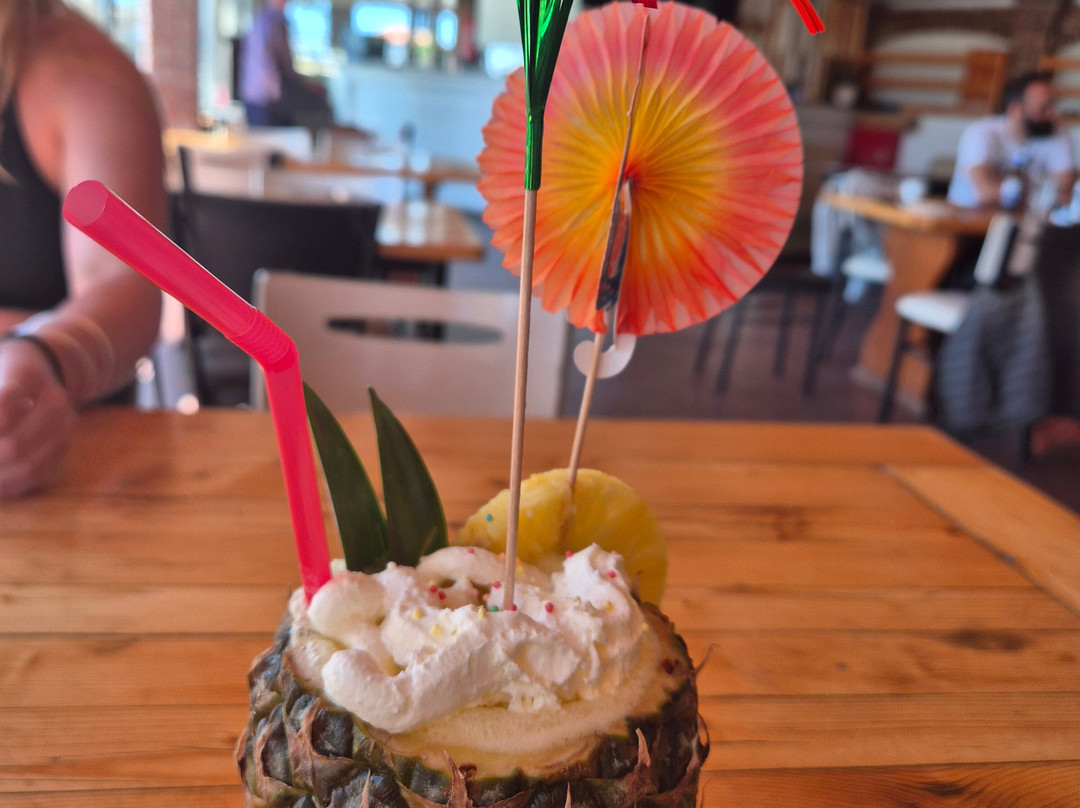 The Melon Cocktail Bar-卡拉马其必去景点