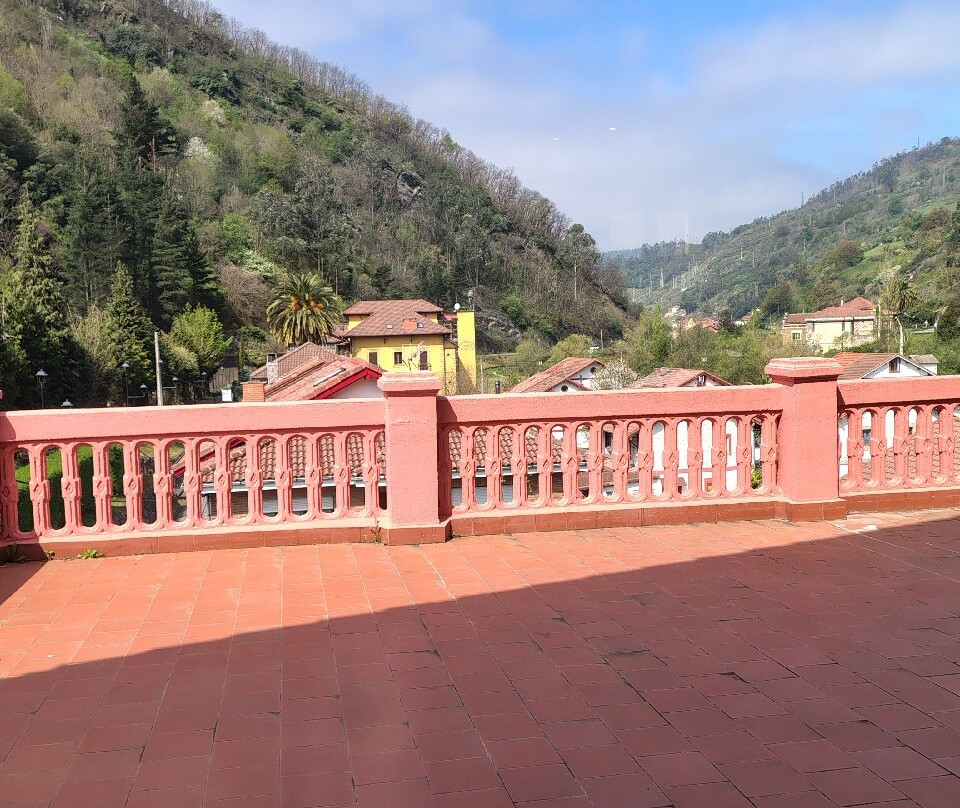 Centro de Interpretacion del Poblado Minero de Bustiello-Mieres必去景点