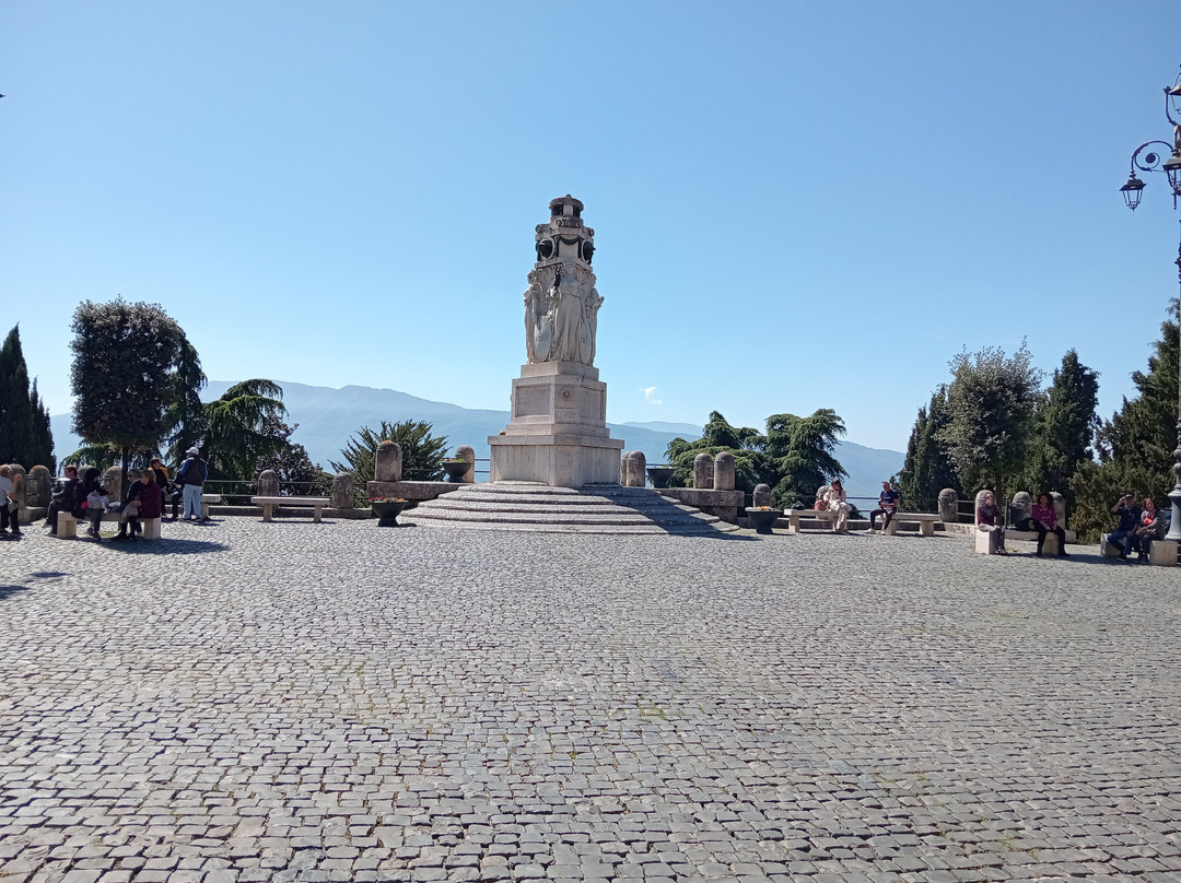 Monumento ai caduti-Anagni必去景点