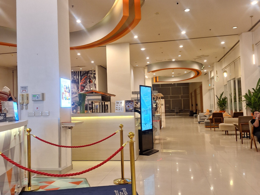 巴淡中心哈里斯酒店主图