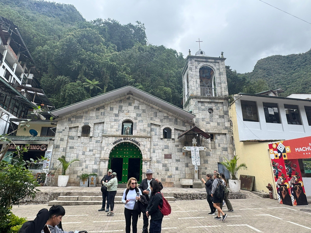 Iglesia Virgen Del Carmen-温泉镇必去景点