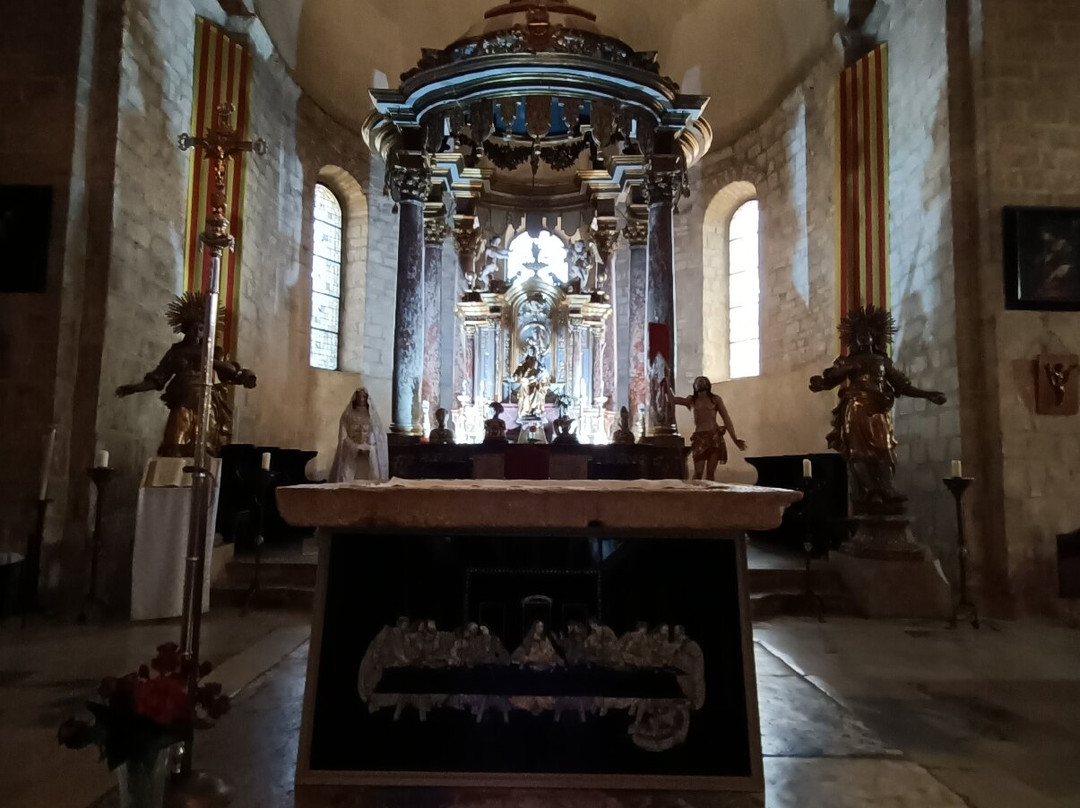 Cathédrale Sainte-Eulalie-et-Sainte-Julie d'Elne-Elne必去景点