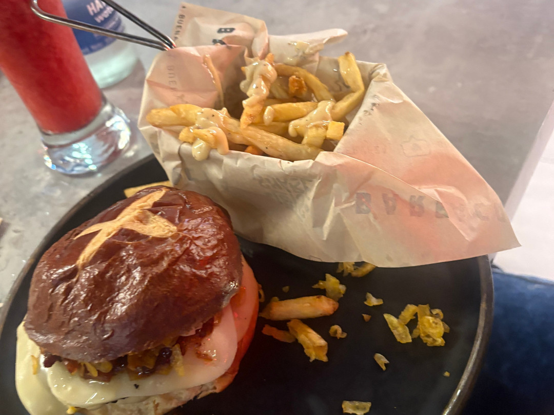Barbecue Burger & Beer
