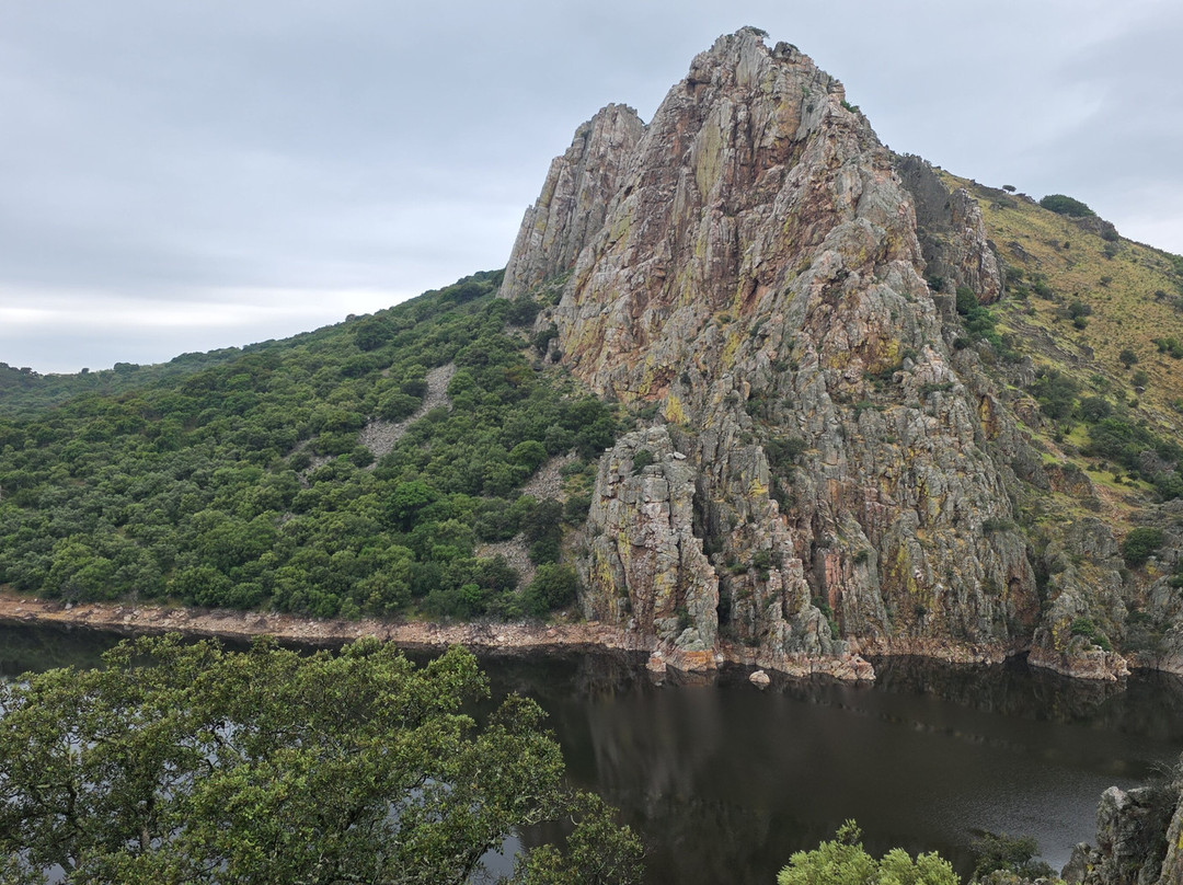 Monfrague Natural Ecoturismo-Malpartida de Plasencia必去景点