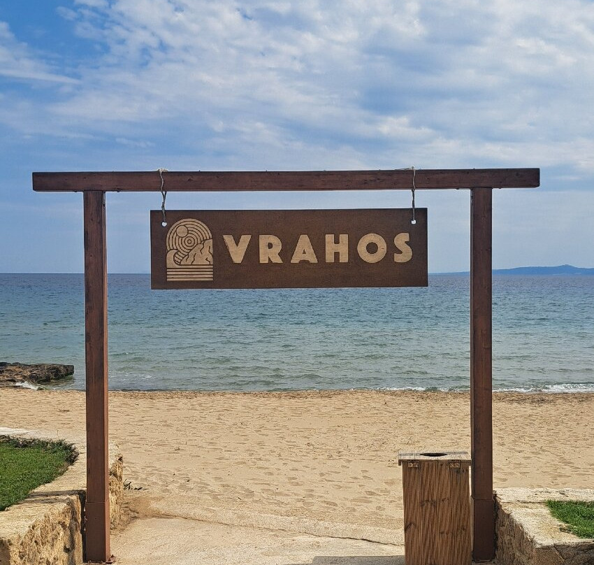 Vrahos Beach-瓦西里科斯必去景点